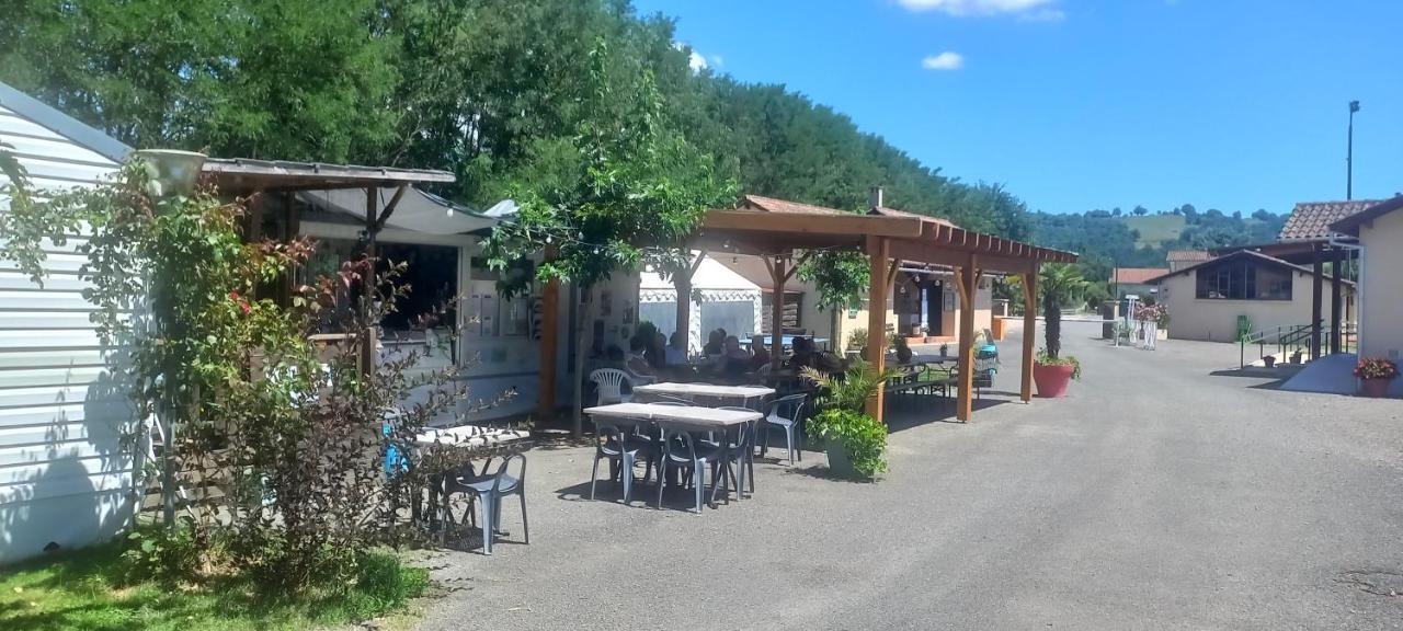 Hotel Les Berges Du Cele Bagnac Exterior foto